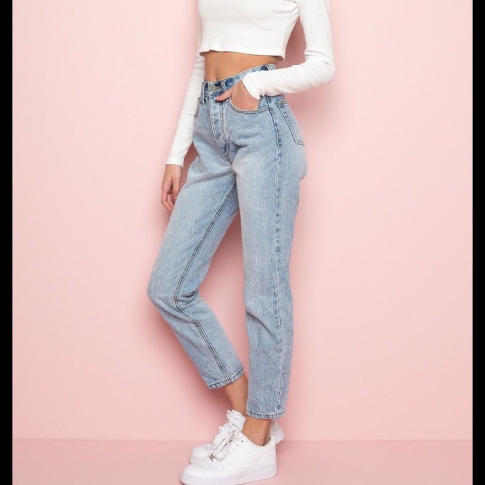 Brandy Melville mom jeans